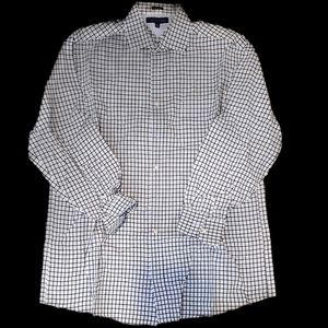 New blue plaid Tommy Hilfiger men's dress shirt. 16-1\2, 32-33 regular fit
